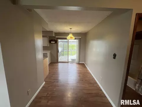 Entry Way - 7884 E 1100th St, Macomb, IL 61455 photo 1 of 1