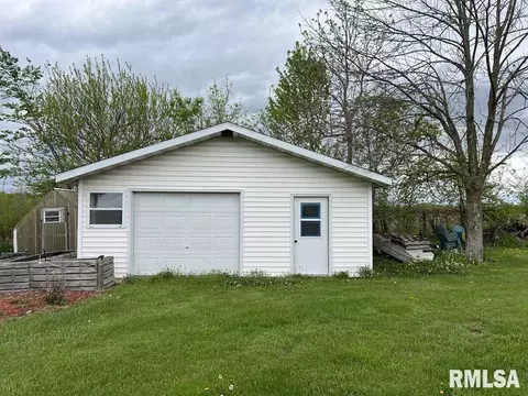 Exterior - 7884 E 1100th St, Macomb, IL 61455 photo 5 of 5