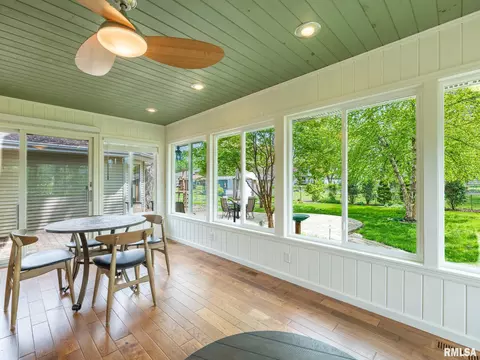Exterior - 208 E Glendale St, Manito, IL 61546 photo 13 of 20