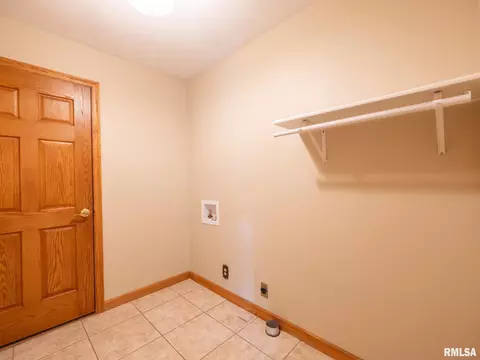 Other - 208 E Glendale St, Manito, IL 61546 photo 4 of 15