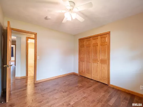 Bedroom - 208 E Glendale St, Manito, IL 61546 photo 13 of 15