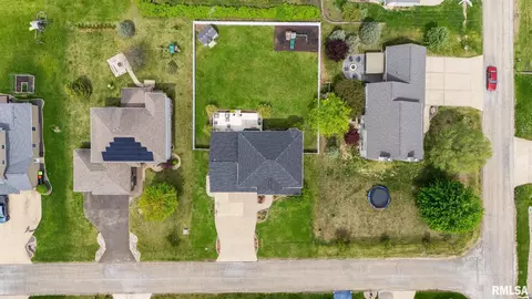 1237 Winterberry Ave, Germantown Hills, IL 61548 photo 53