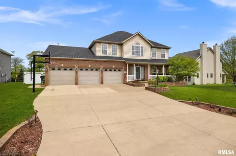 1237 Winterberry Ave, Germantown Hills, IL 61548 photo 3