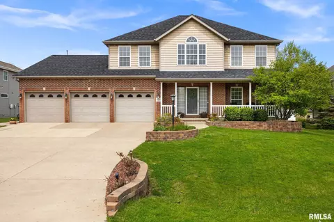 1237 Winterberry Ave, Germantown Hills, IL 61548 photo 2