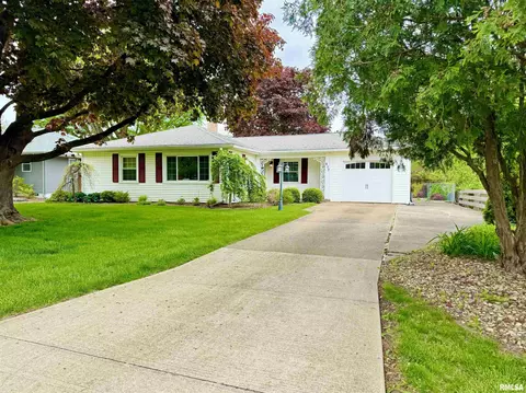 417 W Florence Ave, Peoria, IL 61604