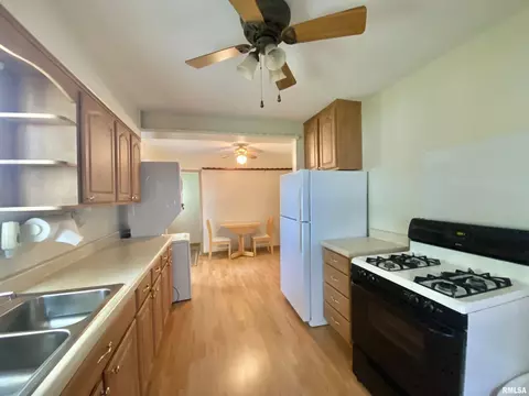 846 S 7th Ave, Canton, IL 61520 photo 15