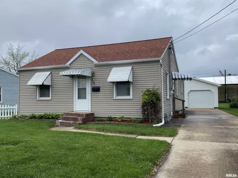 846 S 7th Ave, Canton, IL 61520 photo 2