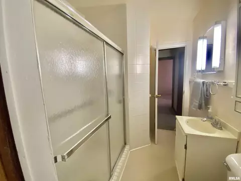 846 S 7th Ave, Canton, IL 61520 photo 33