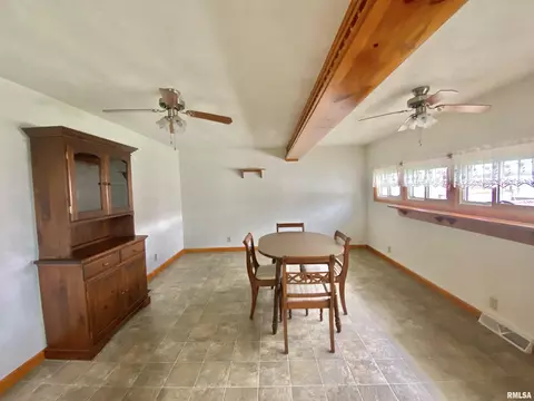 846 S 7th Ave, Canton, IL 61520 photo 18