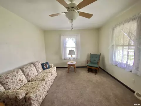 846 S 7th Ave, Canton, IL 61520 photo 25