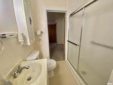 846 S 7th Ave, Canton, IL 61520 photo 35