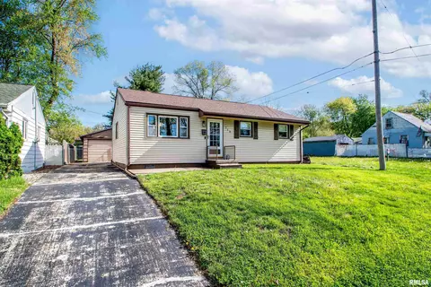 719 E Division Ave, Peoria Heights, IL 61616