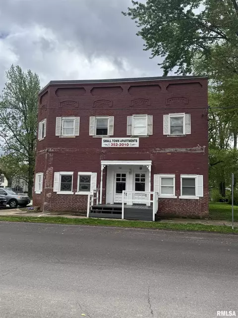 212 E Main St, Green Valley, IL 61534
