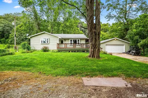 21016 N Us Hwy 24, Canton, IL 61520