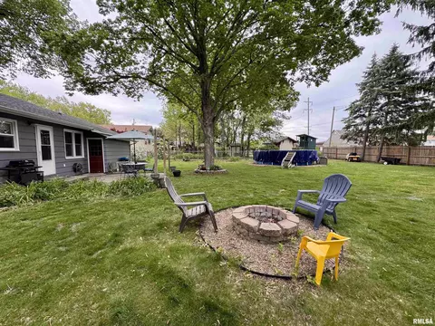 940 Memorial Dr, Macomb, IL 61455 photo 24