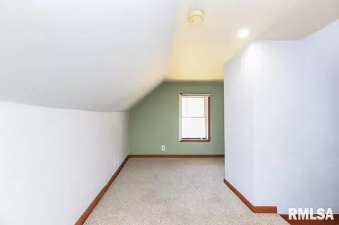 437 N Avenue B, Canton, IL 61520 photo 31