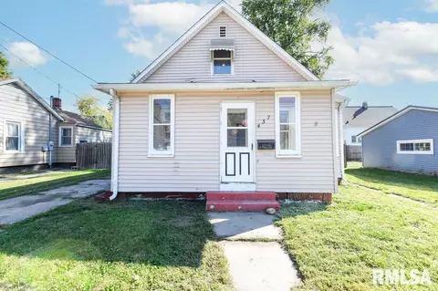 437 N Avenue B, Canton, IL 61520 photo 20