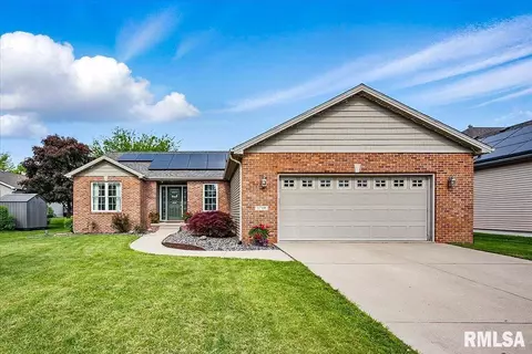 1719 Partridge Pt, Normal, IL 61761
