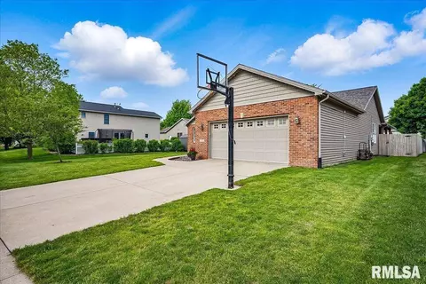 Exterior - 1719 Partridge Pt, Normal, IL 61761 photo 2 of 9