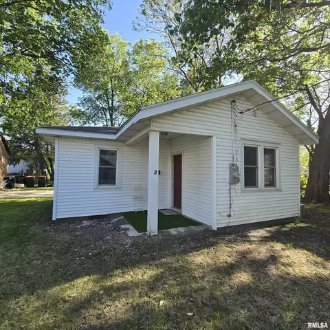 116 E Maywood St, Peoria, IL 61603