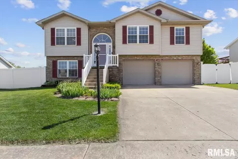 1206 White Horse Trl, Metamora, IL 61548