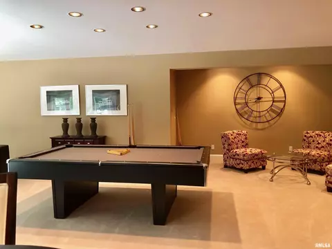 325 Hillcrest Dr, Macomb, IL 61455 photo 35