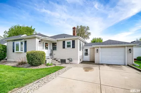 604 E Tyler St, Morton, IL 61550