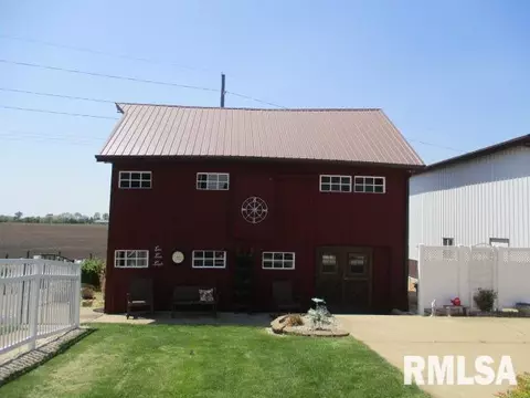Exterior - 202 S Main St, Roanoke, IL 61561 photo 1 of 15