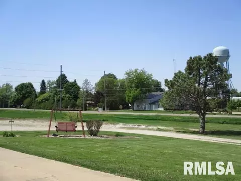 Exterior - 202 S Main St, Roanoke, IL 61561 photo 10 of 15