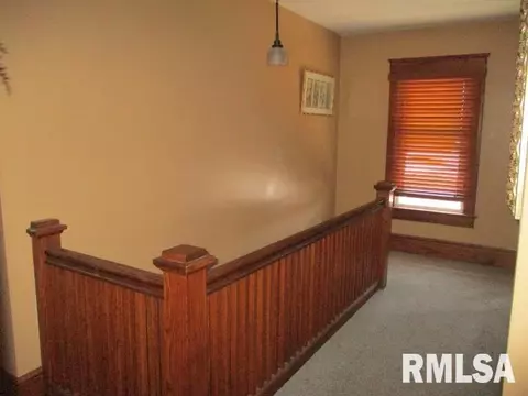Entry Way - 202 S Main St, Roanoke, IL 61561 photo 2 of 3