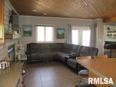 Living - 202 S Main St, Roanoke, IL 61561 photo 4 of 6
