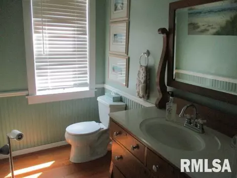 Bath - 202 S Main St, Roanoke, IL 61561 photo 1 of 4