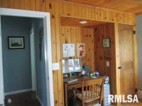 Entry Way - 202 S Main St, Roanoke, IL 61561 photo 3 of 3