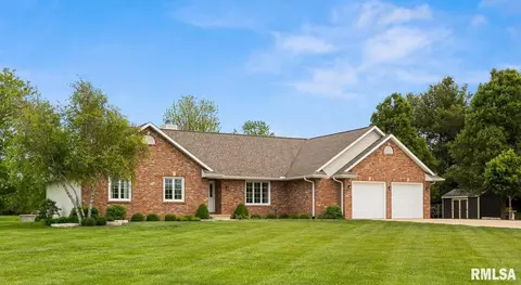 448 Grebner Rd, Metamora, IL 61548