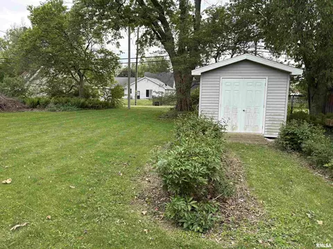 Exterior - 312 E Clay St, Brimfield, IL 61517 photo 10 of 15