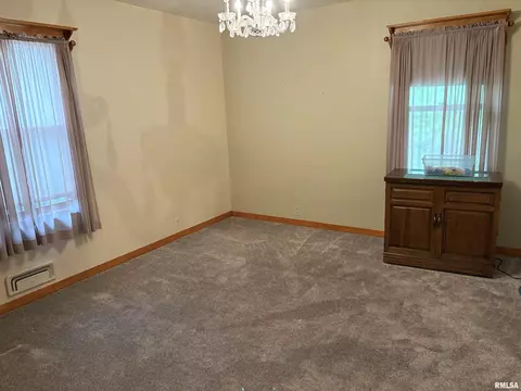 Bedroom - 312 E Clay St, Brimfield, IL 61517 photo 5 of 7