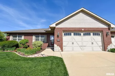 6830 N Grand Fir Dr, Edwards, IL 61528