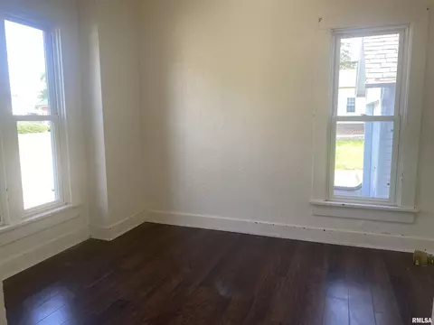 731 S Johnson St, Macomb, IL 61455 photo 6