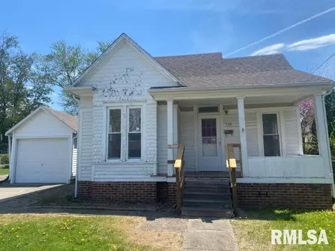 731 S Johnson St, Macomb, IL 61455