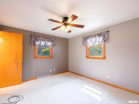 331 E Hazelwood St, Morton, IL 61550 photo 16