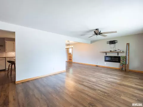 331 E Hazelwood St, Morton, IL 61550 photo 29