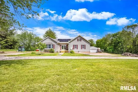 2918 S Hilton Ln, Peoria, IL 61607