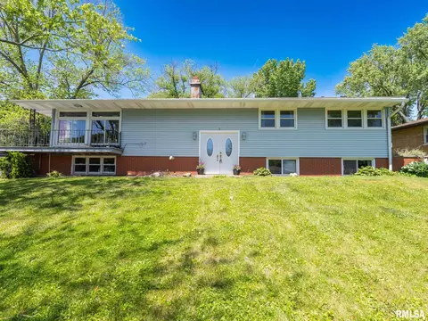 9 Wilmar Ter, East Peoria, IL 61611