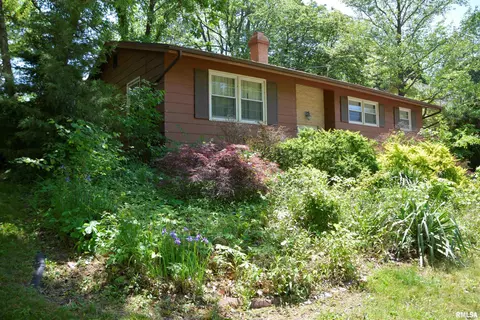 298 Jana Rd, Macomb, IL 61455 photo 2