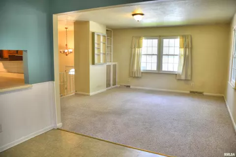 298 Jana Rd, Macomb, IL 61455 photo 7