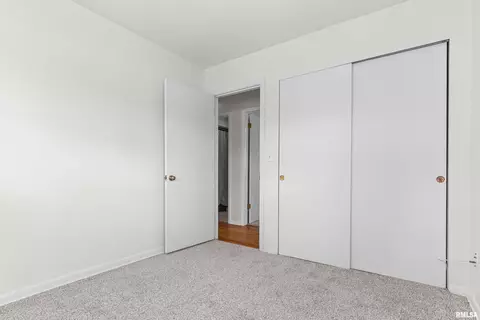 Bedroom - 110 Bess St, Washington, IL 61571 photo 5 of 10