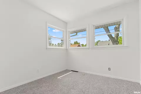 Bedroom - 110 Bess St, Washington, IL 61571 photo 10 of 10