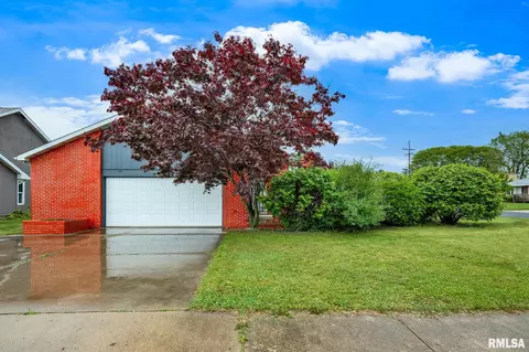 1719 W Marlene Ct, Peoria, IL 61614