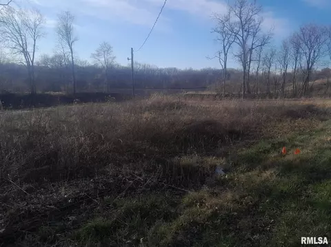 4905 Valley View Rd, Edwards, IL 61528