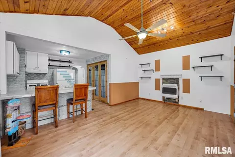 310 N 5th St, Dunlap, IL 61525 photo 10